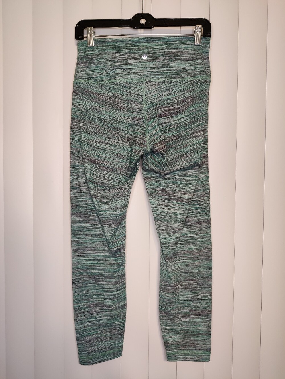 lululemon athletica Leggings - Picture 2 of 3